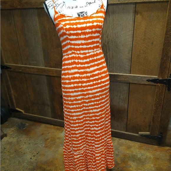 Mossimo Supply Co. Dresses & Skirts - 🟡$4🟡 Mossimo tie-dyed summer dress